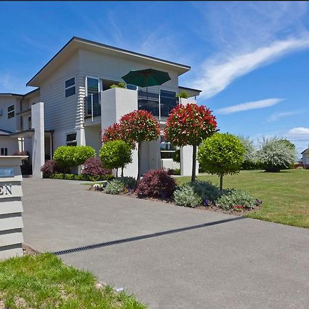 B&B @ Number Ten Taupo Exterior foto